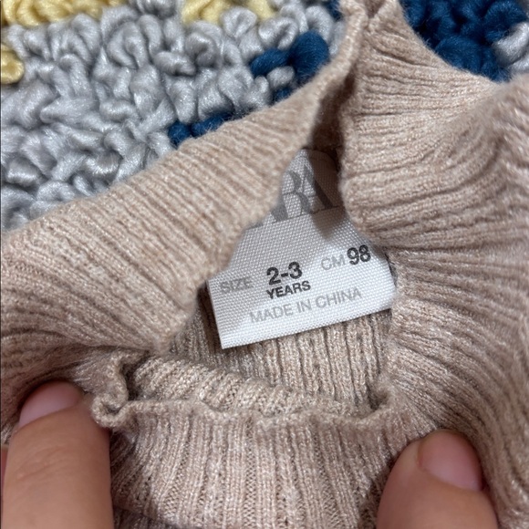 Set - Picture 3 of 4